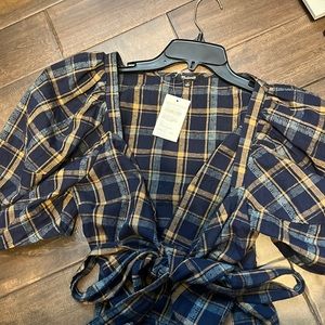 Madewell plaid wrap top. Size medium new with tags.